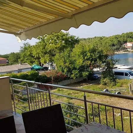 Apartamento Zvone Veli Rat