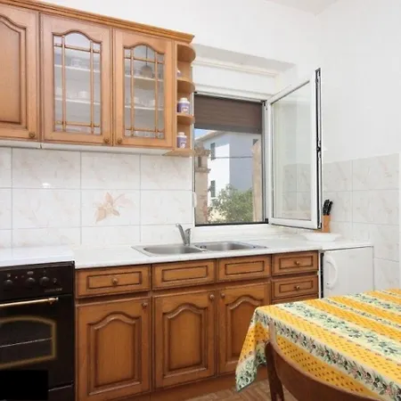 Apartman Zvone Veli Rat