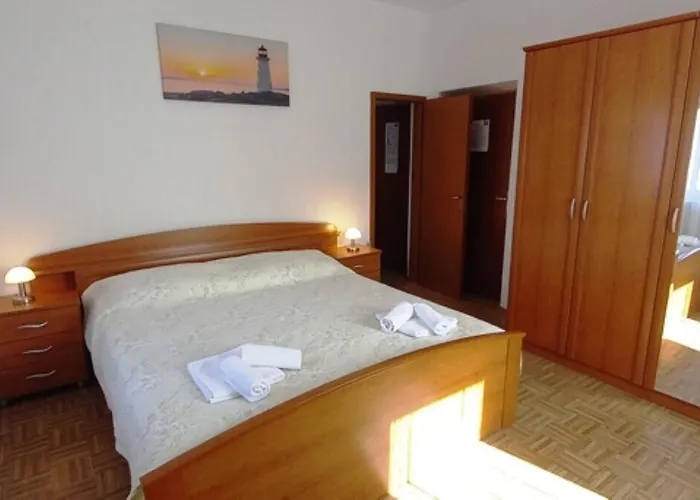 Zvone Διαμέρισμα Veli Rat