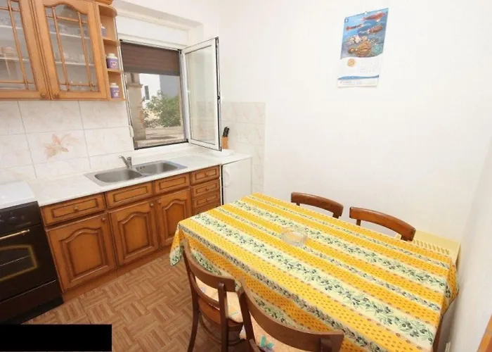 Zvone Διαμέρισμα Veli Rat